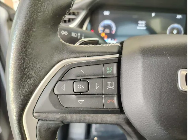 Car image 46