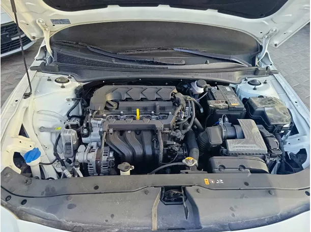 Car image 30