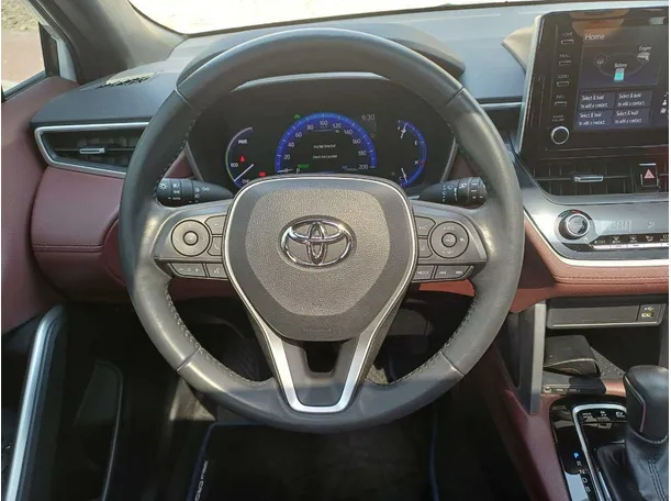 Car image 17
