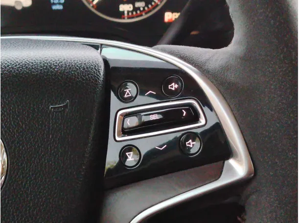Car image 36