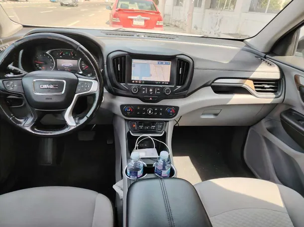 Car image 23