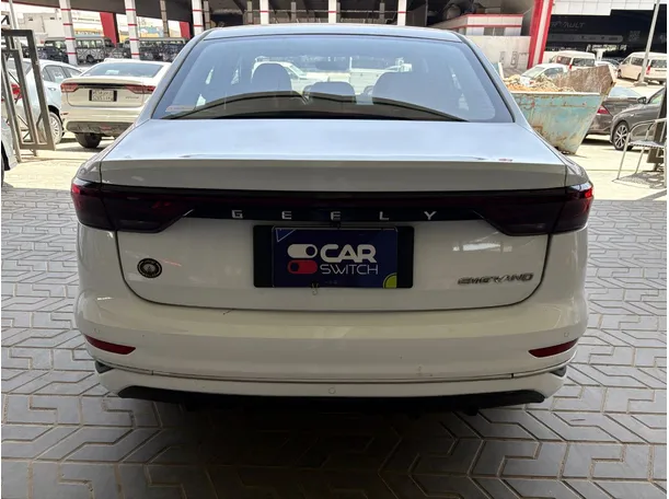 Car image 6