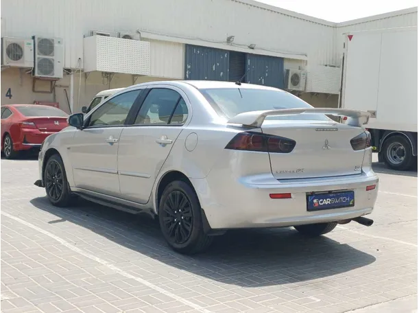 Car image 7
