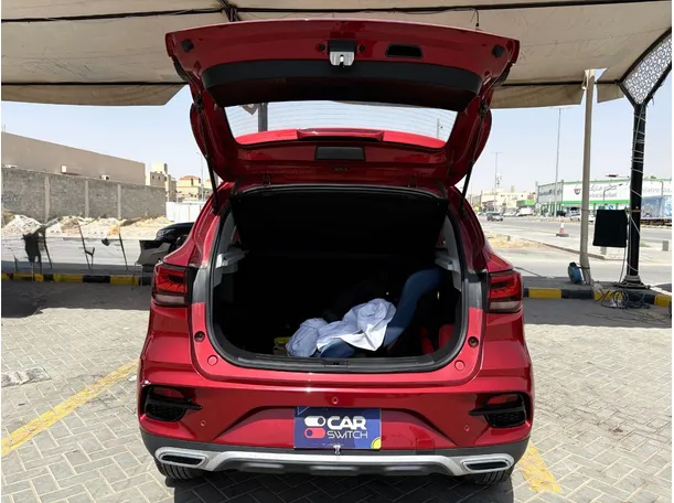 Car image 24