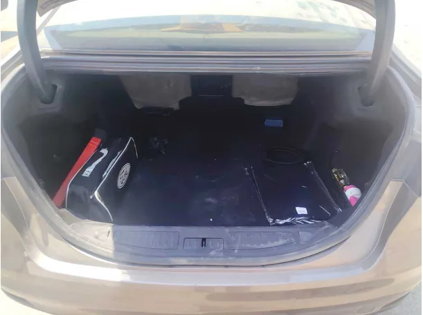 Car image 23