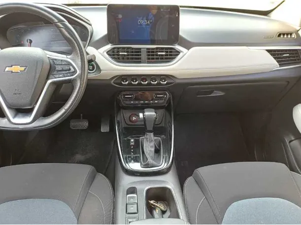 Car image 17
