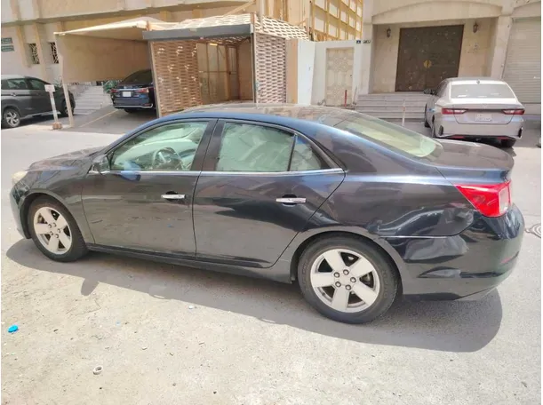 Car image 8