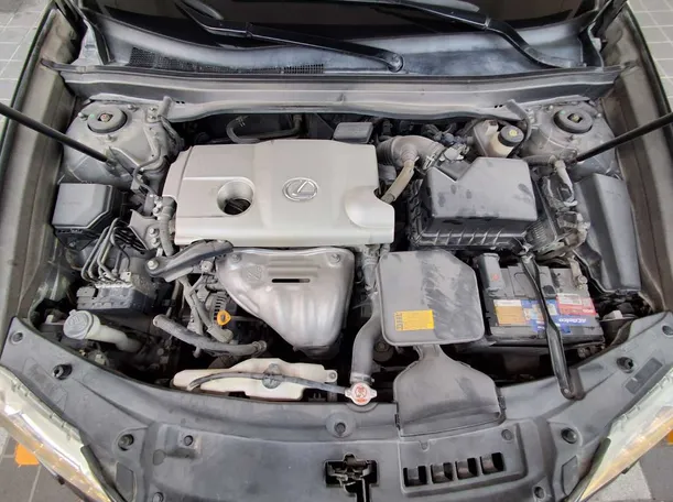 Car image 21