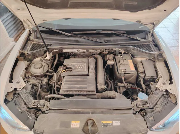 Car image 31
