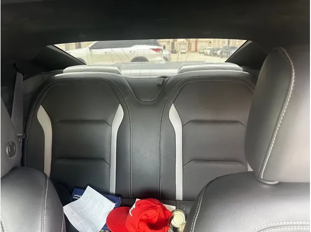 Car image 16