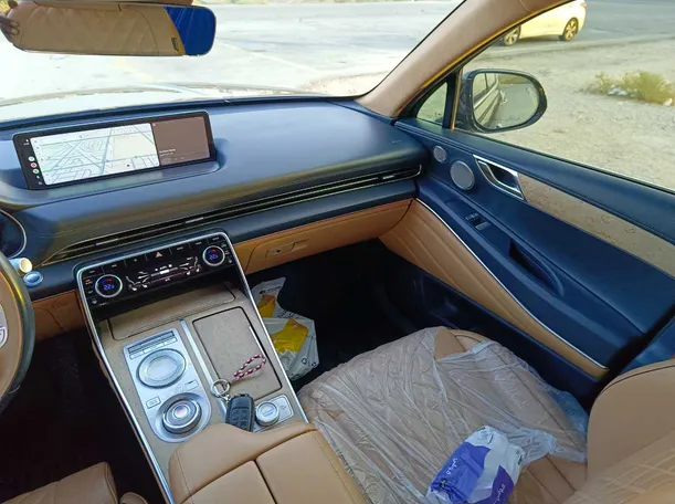 Car image 36