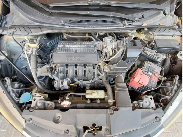 Car image 20
