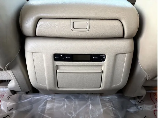 Car image 33