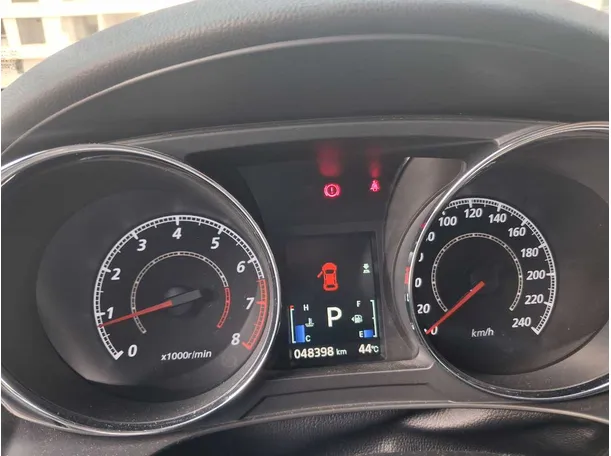 Car image 18