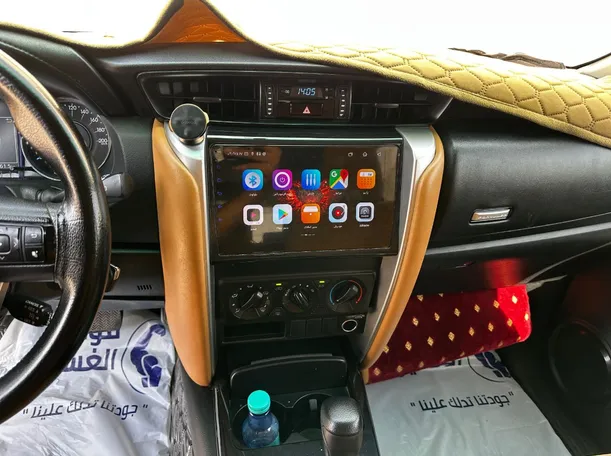 Car image 19