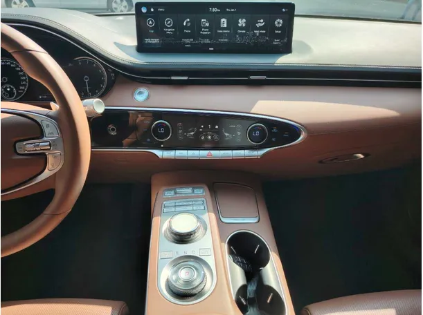 Car image 21