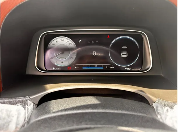 Car image 20