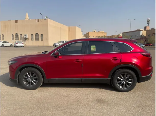 Car image 8