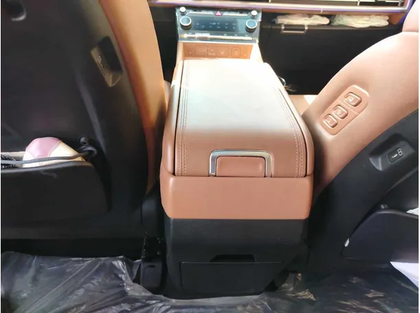 Car image 42