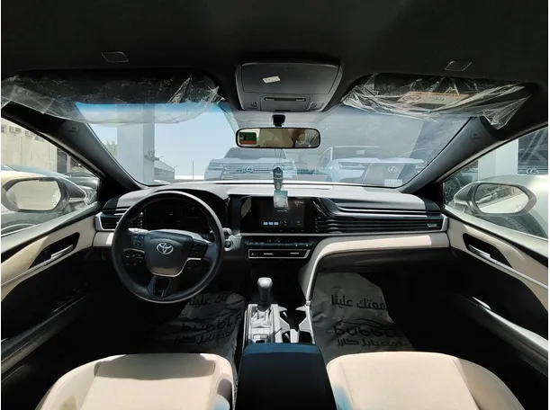 Car image 21