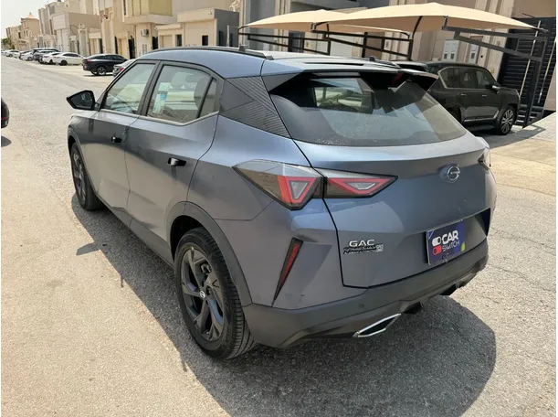 Car image 7