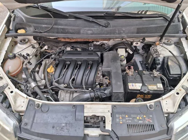Car image 20