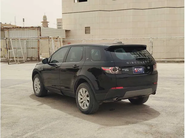 Car image 7