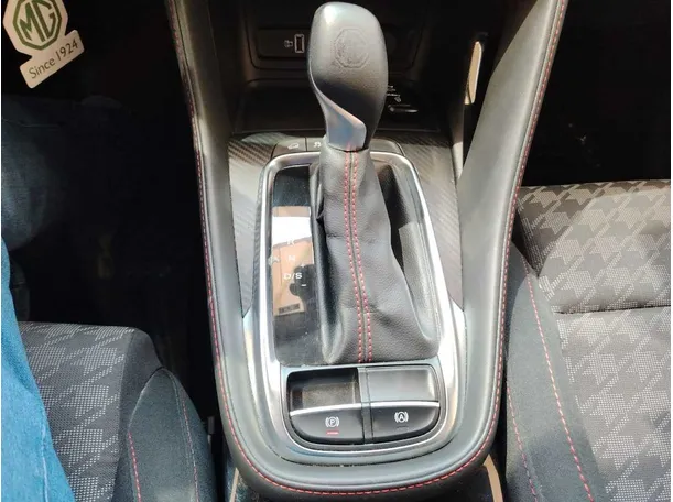 Car image 22