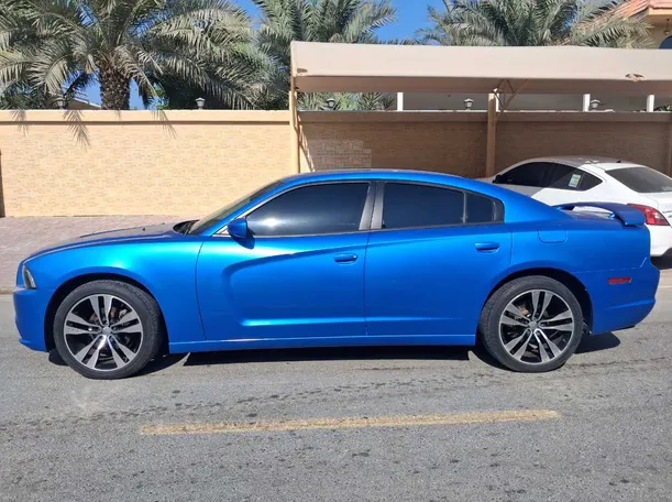 Car image 8