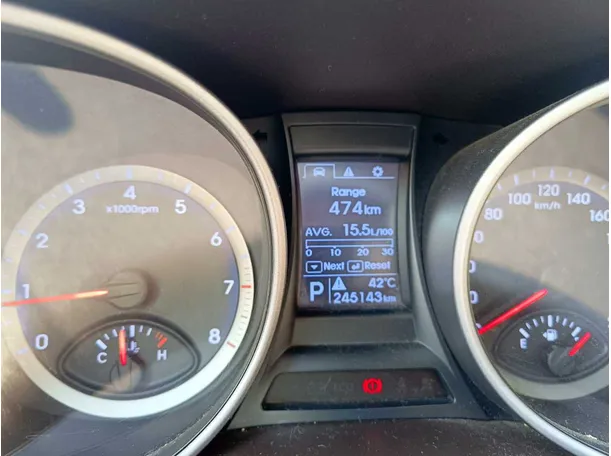 Car image 27