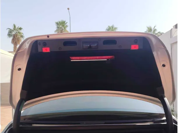 Car image 31