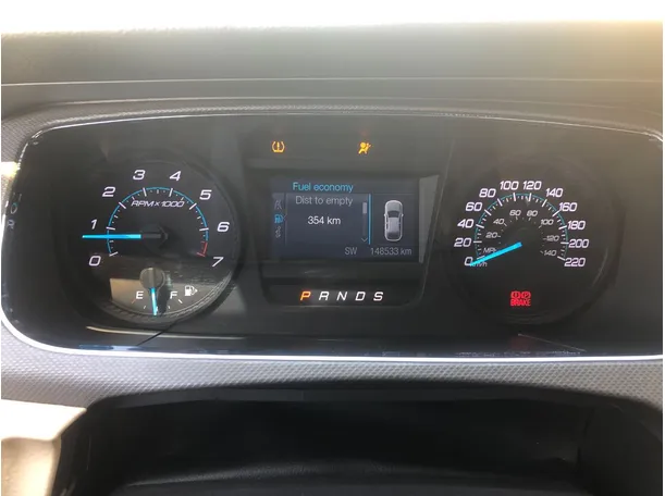 Car image 17