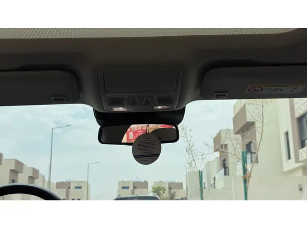 Car image 22