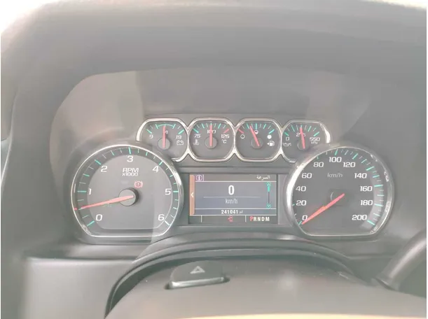 Car image 30