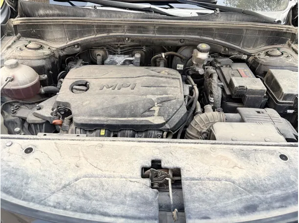 Car image 26