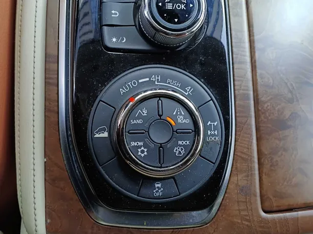 Car image 22
