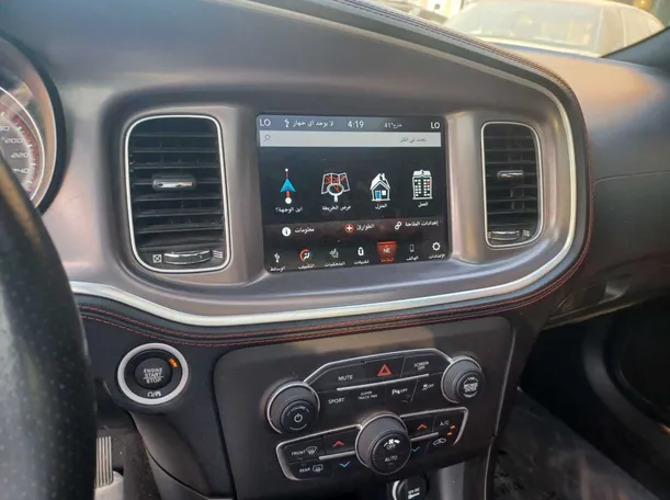 Car image 18
