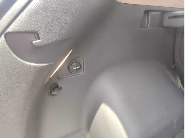 Car image 39