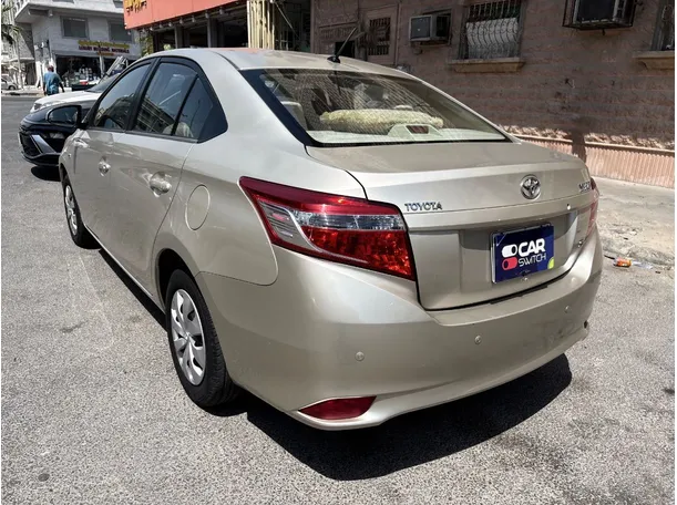 Car image 7