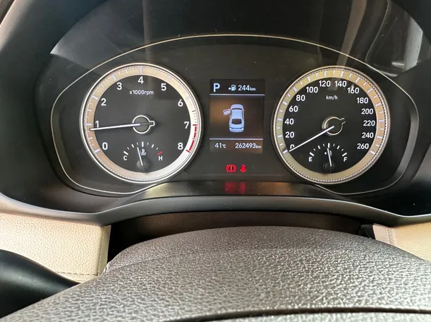 Car image 20