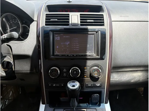 Car image 20