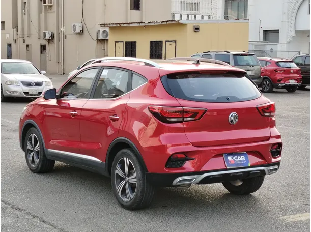 Car image 7