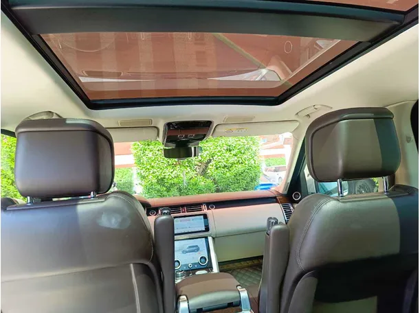 Car image 22