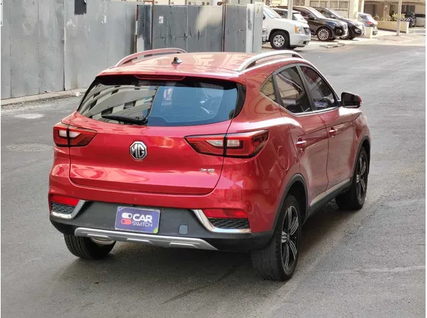 Car image 5