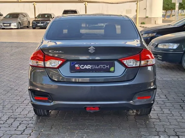 Car image 6