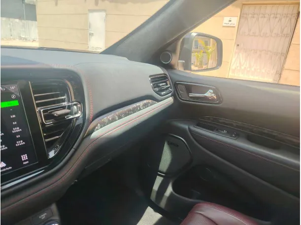 Car image 36