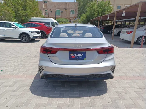 Car image 6