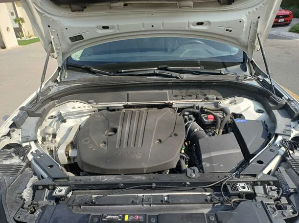 Car image 23