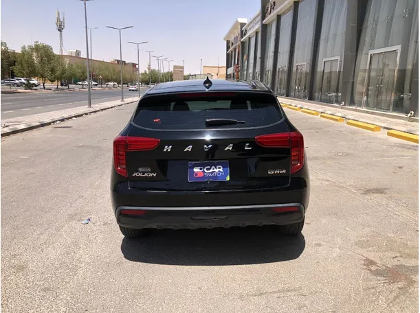 Car image 6
