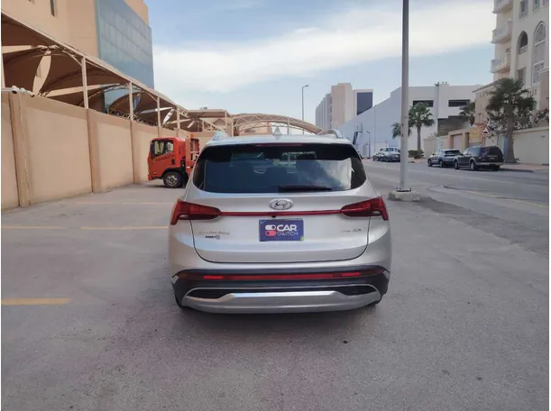 Car image 6